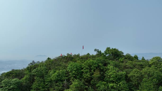 山顶旗帜航拍山峰红旗山顶国旗登顶成功旗子