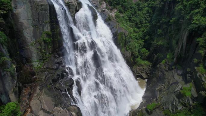 航拍莆田九鲤湖飞瀑