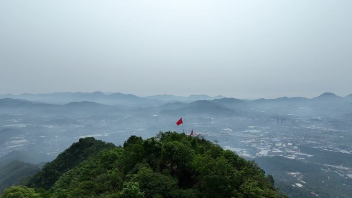 山顶旗帜航拍山峰红旗山顶国旗登顶成功旗子