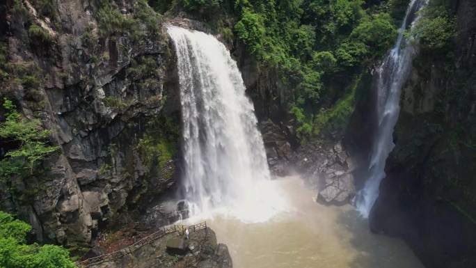 航拍莆田九鲤湖风景区