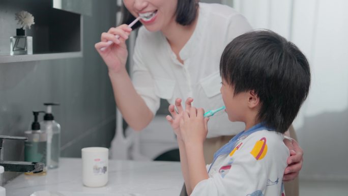 儿童刷牙素材
