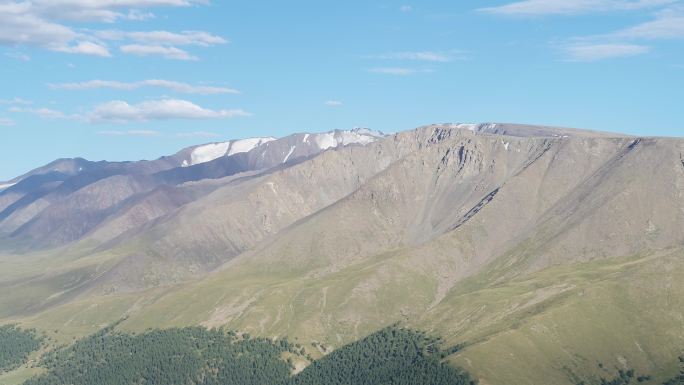 天山山脉温带干旱山地垂直分布带谱