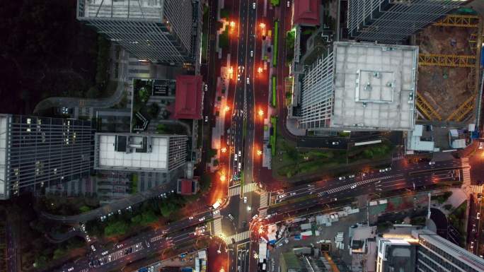 厦门集美软件园雨后街道俯视航拍夜景