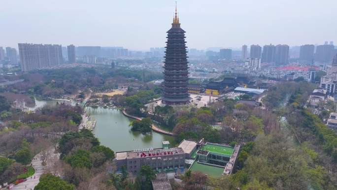 江苏常州天宁禅寺古塔红梅公园航拍天宁区城