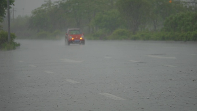 雨天出行