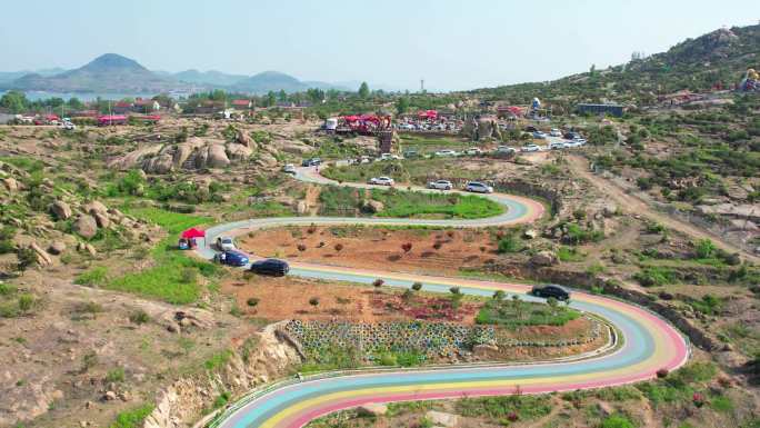 弯曲的道路 拐弯路 花海路 舞龙彩带