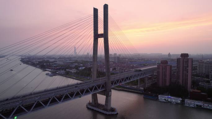 上海闵浦二桥日落晚霞大气航拍长镜头