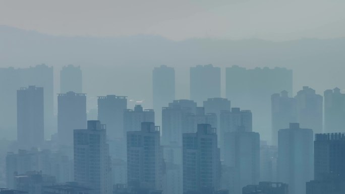 现代城市水墨晨雾、雾霾大雾、城市空气污染
