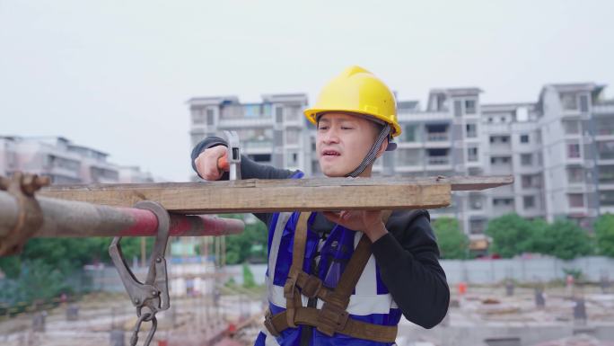 城市建筑工地 工人高空作业