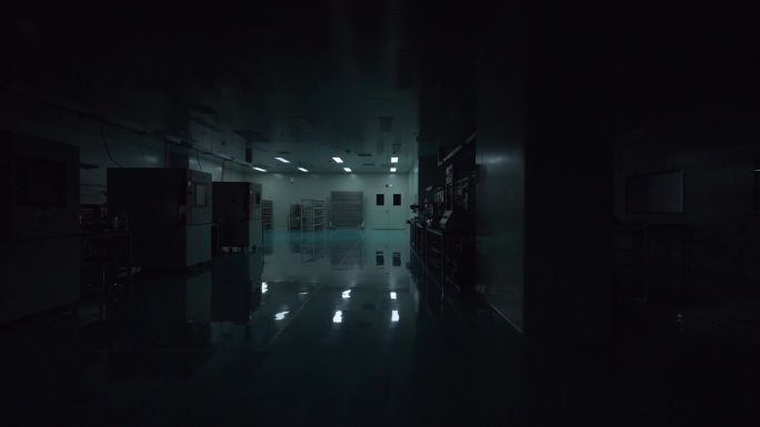 4K厂房车间 灯亮起打开
