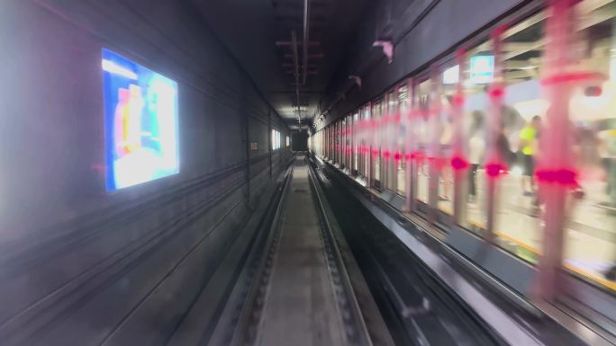 地铁隧道穿梭 无人驾驶 8744