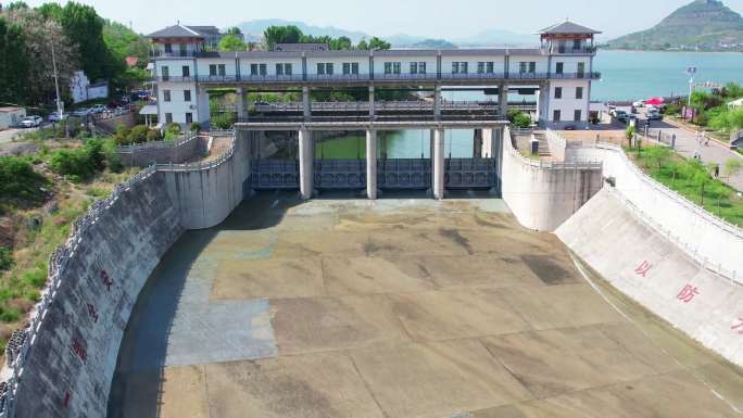 岩马水库 放闸口 枣庄第一大水库