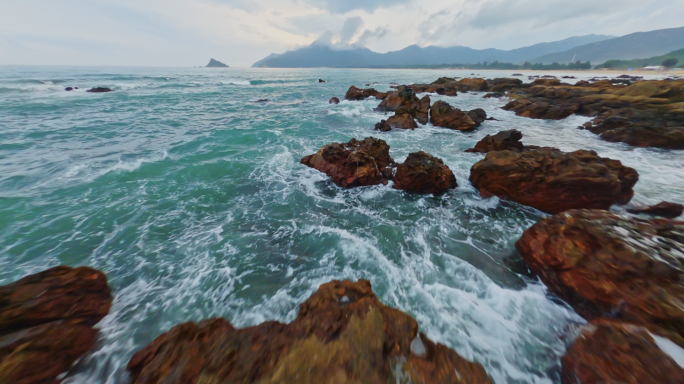 大海海浪海边礁石FPV