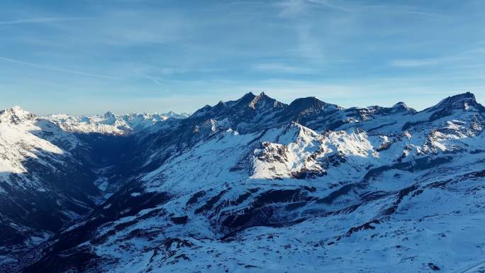 4K正版-航拍瑞士雪山山脉日出01