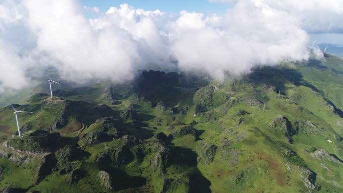 云南喀斯特石林地貌云海大黑山