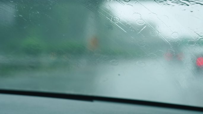 雨天高速开车副驾驶位暴雨C0384