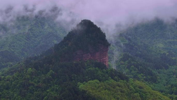 麦积山烟雨