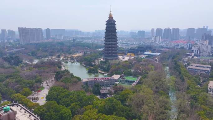 江苏常州天宁禅寺古塔红梅公园航拍天宁区城