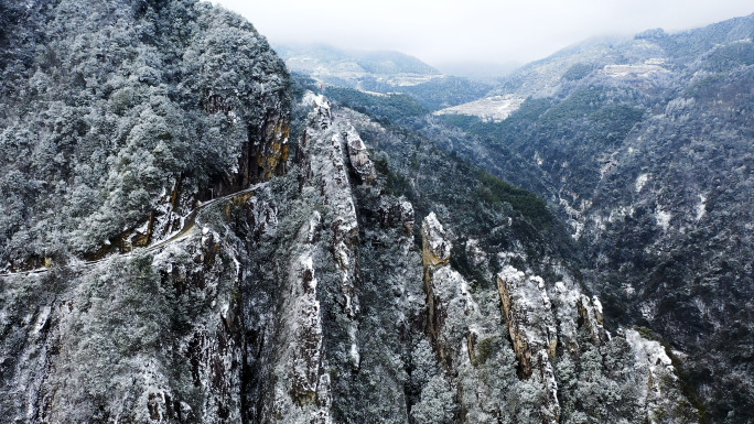 红旗坳高山寺庙雪景航拍