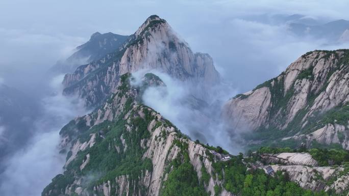 航拍渭南华阴地标华山晚霞日落火烧云云海