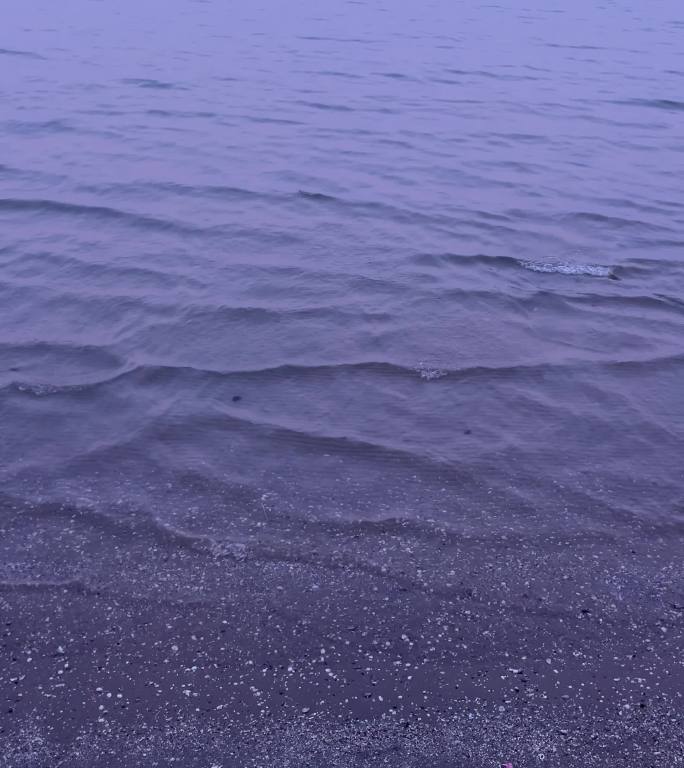 原创情绪平静海浪画面空镜头