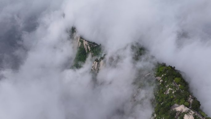 航拍渭南华阴地标华山晚霞日落火烧云云海