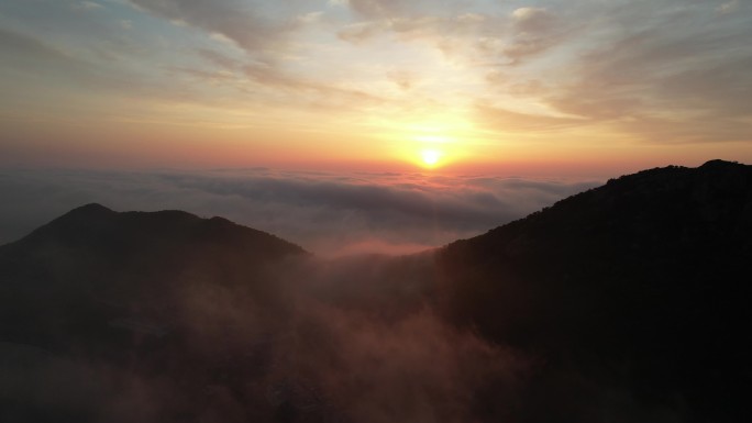 青岛灵山岛云海日出