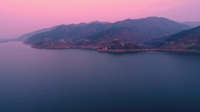 原创湖景绿水青山金色夕阳飞鸟有机 35