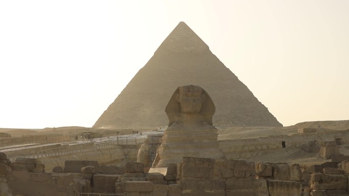 金字塔 狮身人面像正面 人流 游客