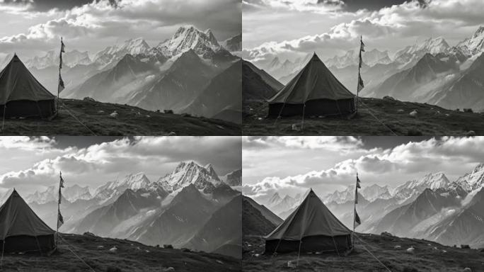 黑白怀旧帐篷和山