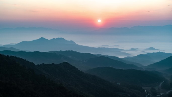 罗霄山脉日出