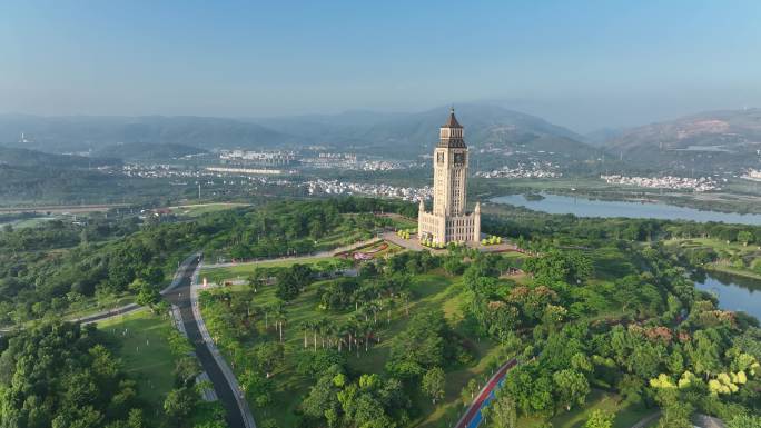 城市钟楼公园日出