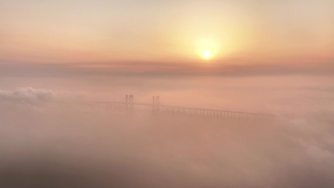 泉州地标泉州湾跨海大桥平流雾日落云海黄昏