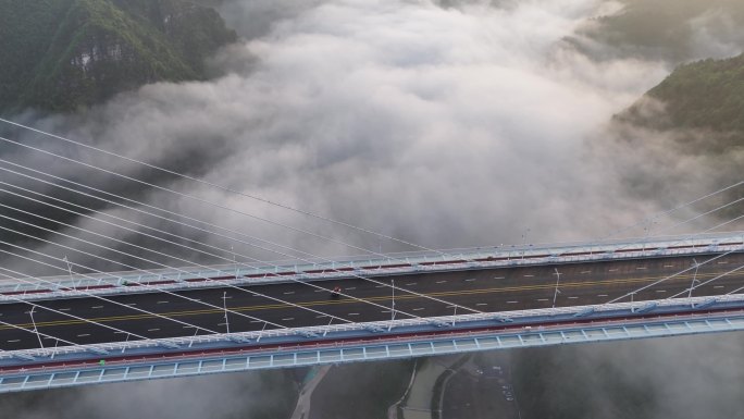 贵州龙里河大桥航拍风光（4K)1