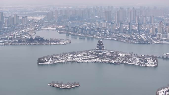 雪后的成武县文亭湖风景区