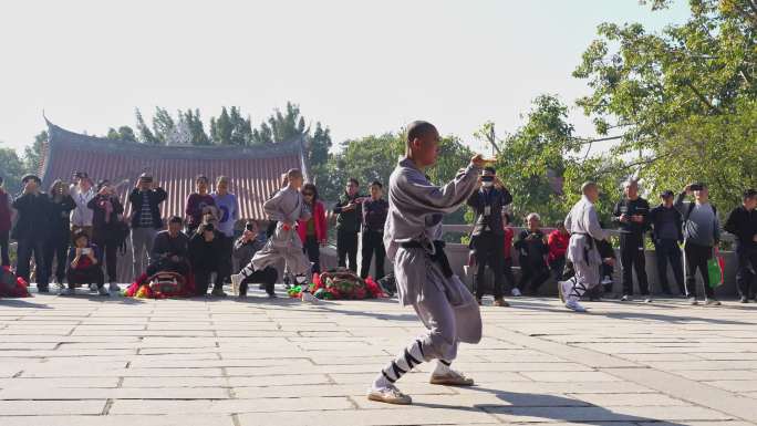 少林寺武僧武术表演