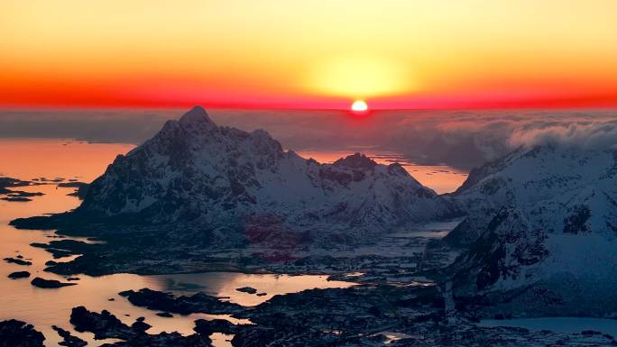 4K航拍挪威斯沃尔韦尔清晨美景