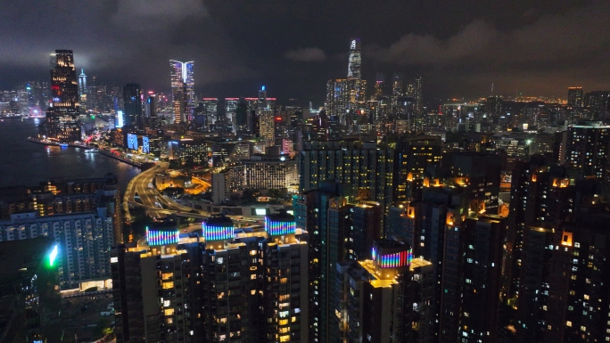 香港中环维多利亚港夜景航拍4K