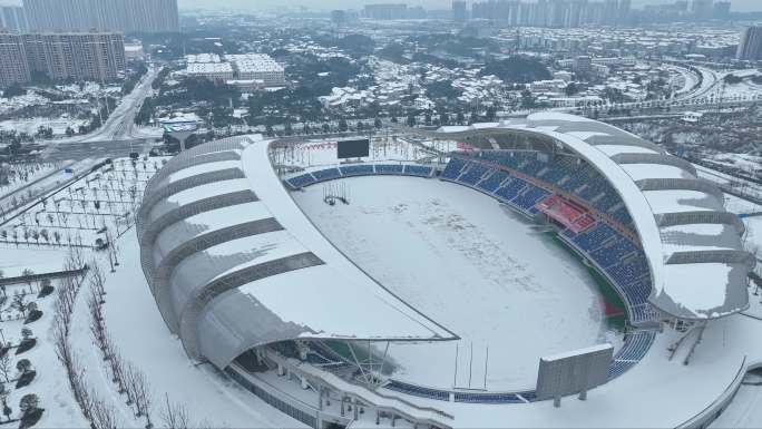 岳阳市体育馆雪景