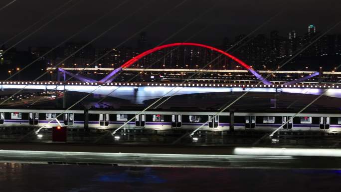 重庆地铁10号线重庆长江大桥夜景航拍