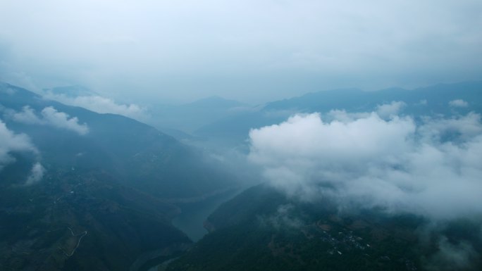 澜沧江下雨航拍延时，5.4k,h265