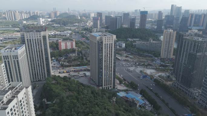 贵阳市观山湖区麒龙商务