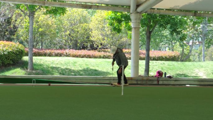 老年活动运动撞球2