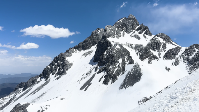 玉龙雪山