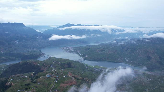 乡村 农村 水墨中国 穿云雾 三峡 烟雨