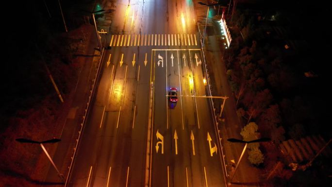 夜景跟车航拍