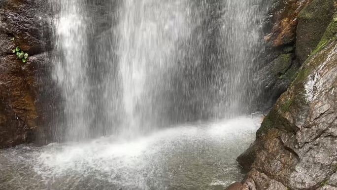 自然风光山水瀑布流水