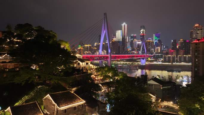 重庆龙门浩老街东水门长江大桥下浩里夜景