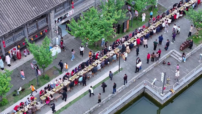 贵州古镇长桌宴