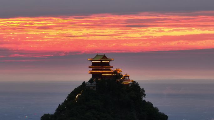 航拍西安地标秦岭终南山南五台日落火烧云